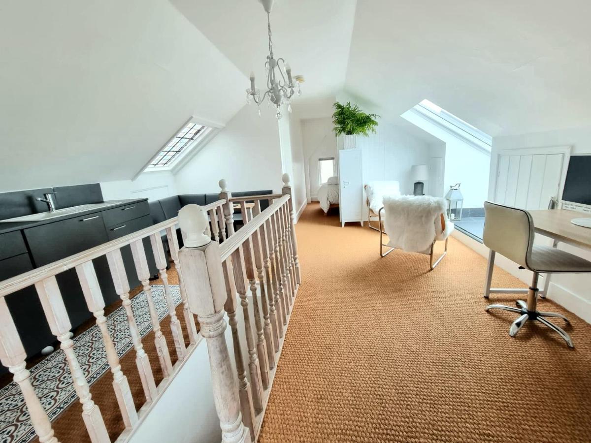 West Hill Retreat Seaview Balcony Chic Loft Studio & Free Parking Newport Beach Exterior foto