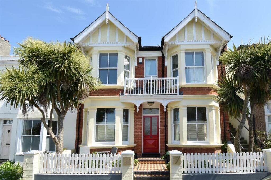 West Hill Retreat Seaview Balcony Chic Loft Studio & Free Parking Newport Beach Exterior foto